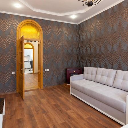 Leogrand Apartments Panteleimona Kulisha 27 إلفيف المظهر الخارجي الصورة