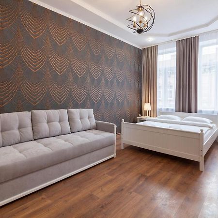 Leogrand Apartments Panteleimona Kulisha 27 إلفيف المظهر الخارجي الصورة
