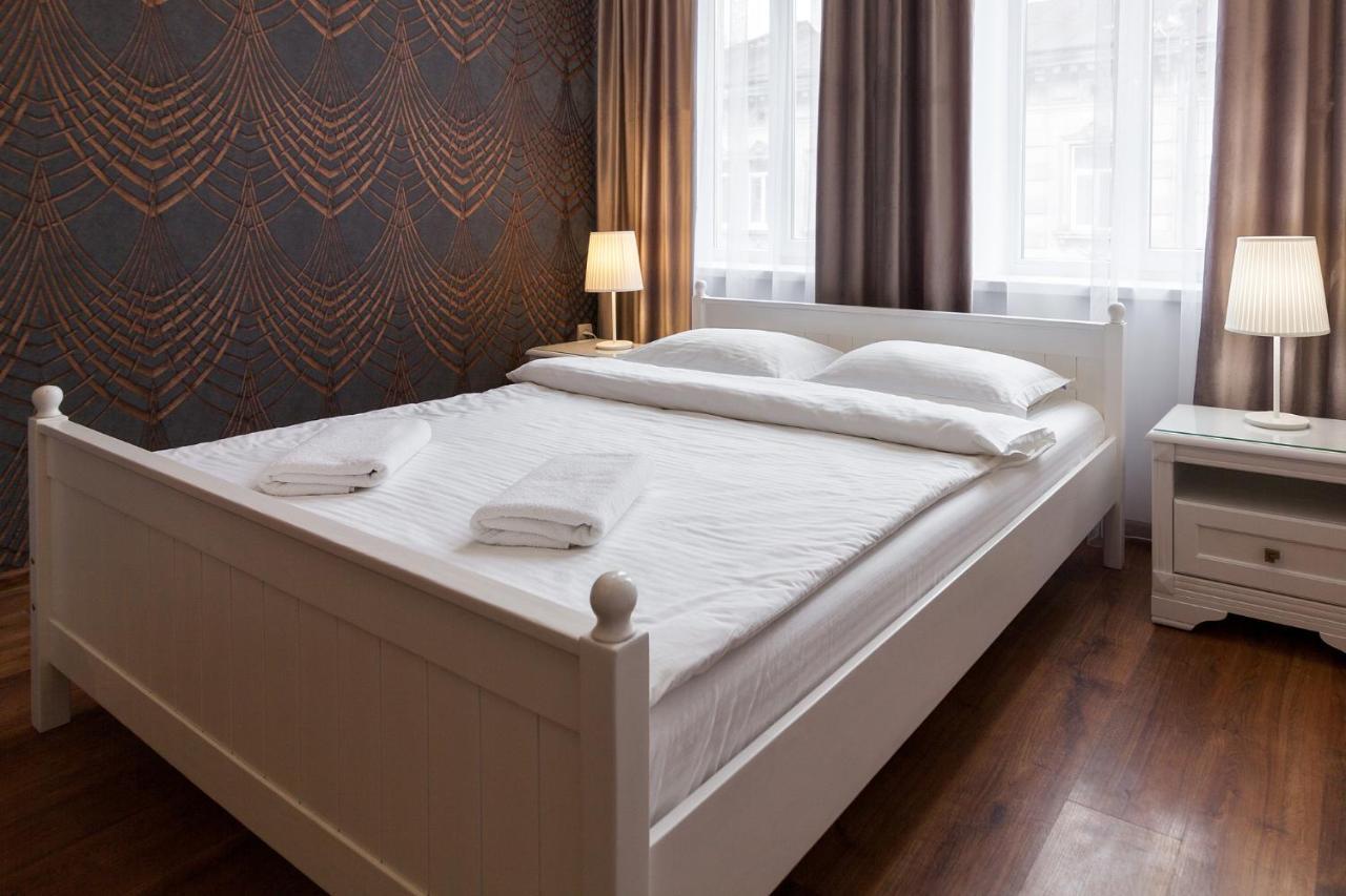Leogrand Apartments Panteleimona Kulisha 27 إلفيف المظهر الخارجي الصورة