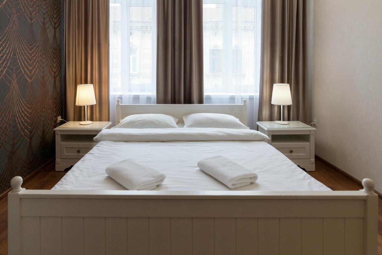 Leogrand Apartments Panteleimona Kulisha 27 إلفيف المظهر الخارجي الصورة