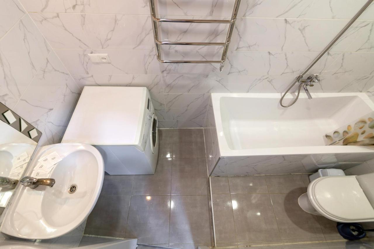 Leogrand Apartments Panteleimona Kulisha 27 إلفيف المظهر الخارجي الصورة